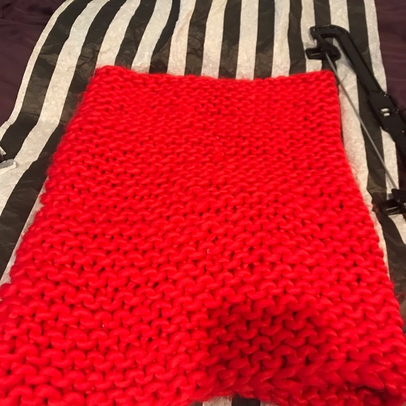 H&M divided neck warmer - Picture 2 of 3